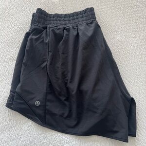 Lululemon Hotty Hot HR 4" Short